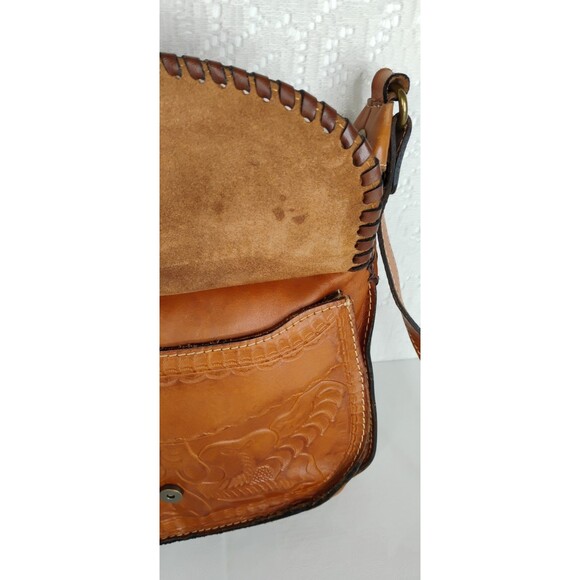 Patricia Nash Tooled Shoulder Bag Double Zipper one Broken Zipper Tan - Picture 6 of 16